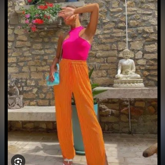 Orange Linen Set - Picture 4 of 11